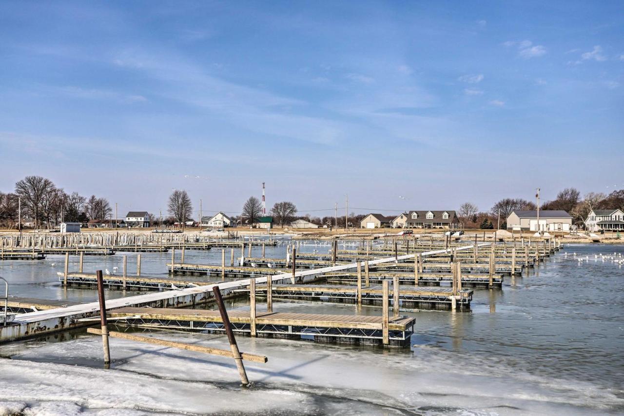 Condo With Balcony, Dock And Access To Lake Erie Sand Beach Exterior foto